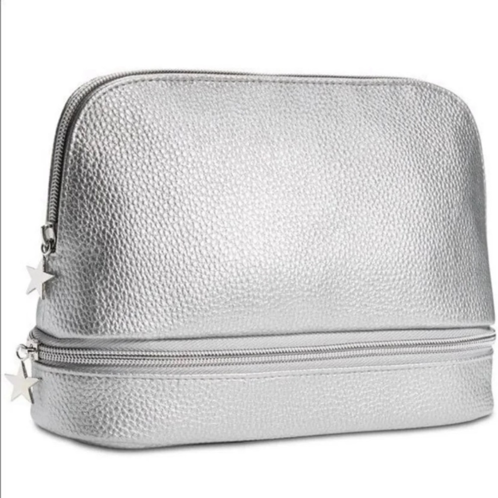 Macy’s Makeup Bag (needs to go send offers asap)